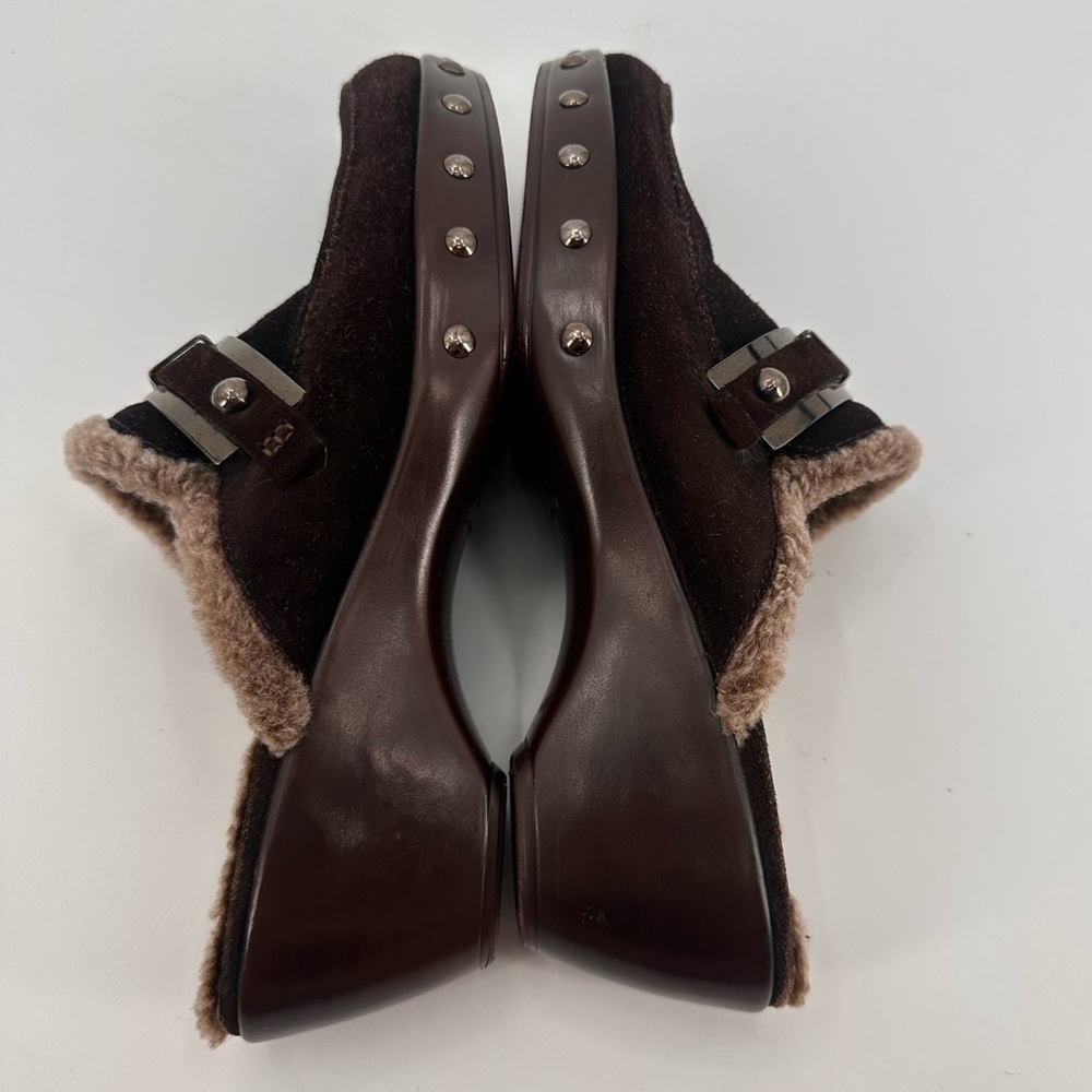 Stuart Weitzman Brown Suede Clogs with Fur Trim - Picture 5 of 7